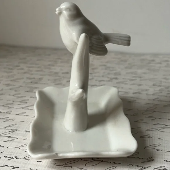Ring Holder Ceramic, White Bird Bath Jewelry Dish Tray - Picture 4 of 6